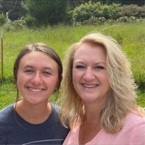 Meet your Posher, Denise